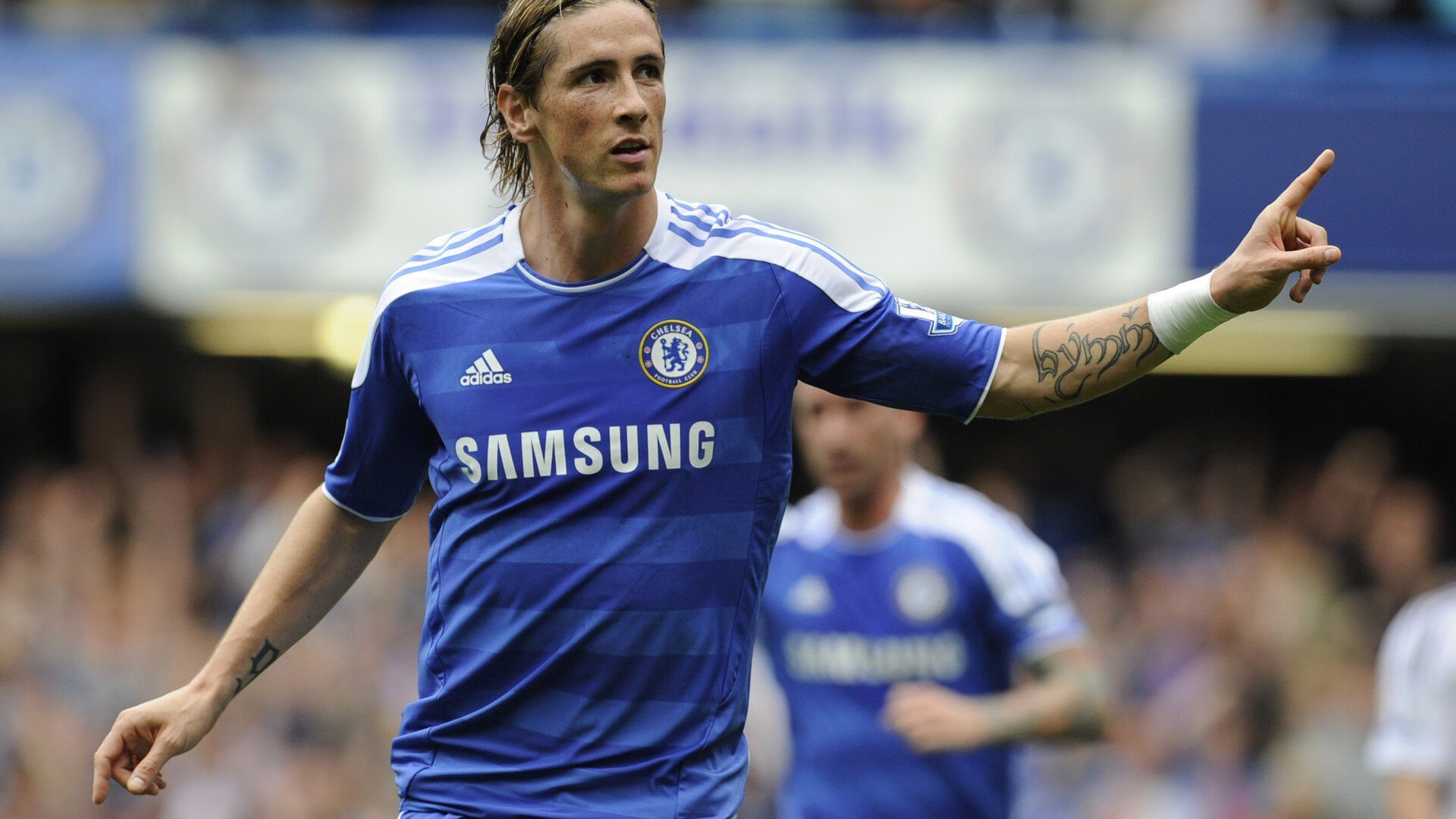 “德甲最新积分榜:势头正劲的强队迎来挑战”,德甲目前最新积分榜